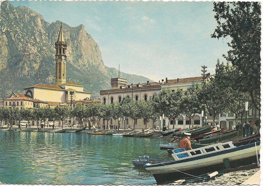 LECCO - PASSEGGITA LUNGOLAGO - V1965