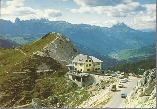 DOLOMITI - RIFUGIO PASSO VALPAROLA verso VAL BADIA - GHERDAN