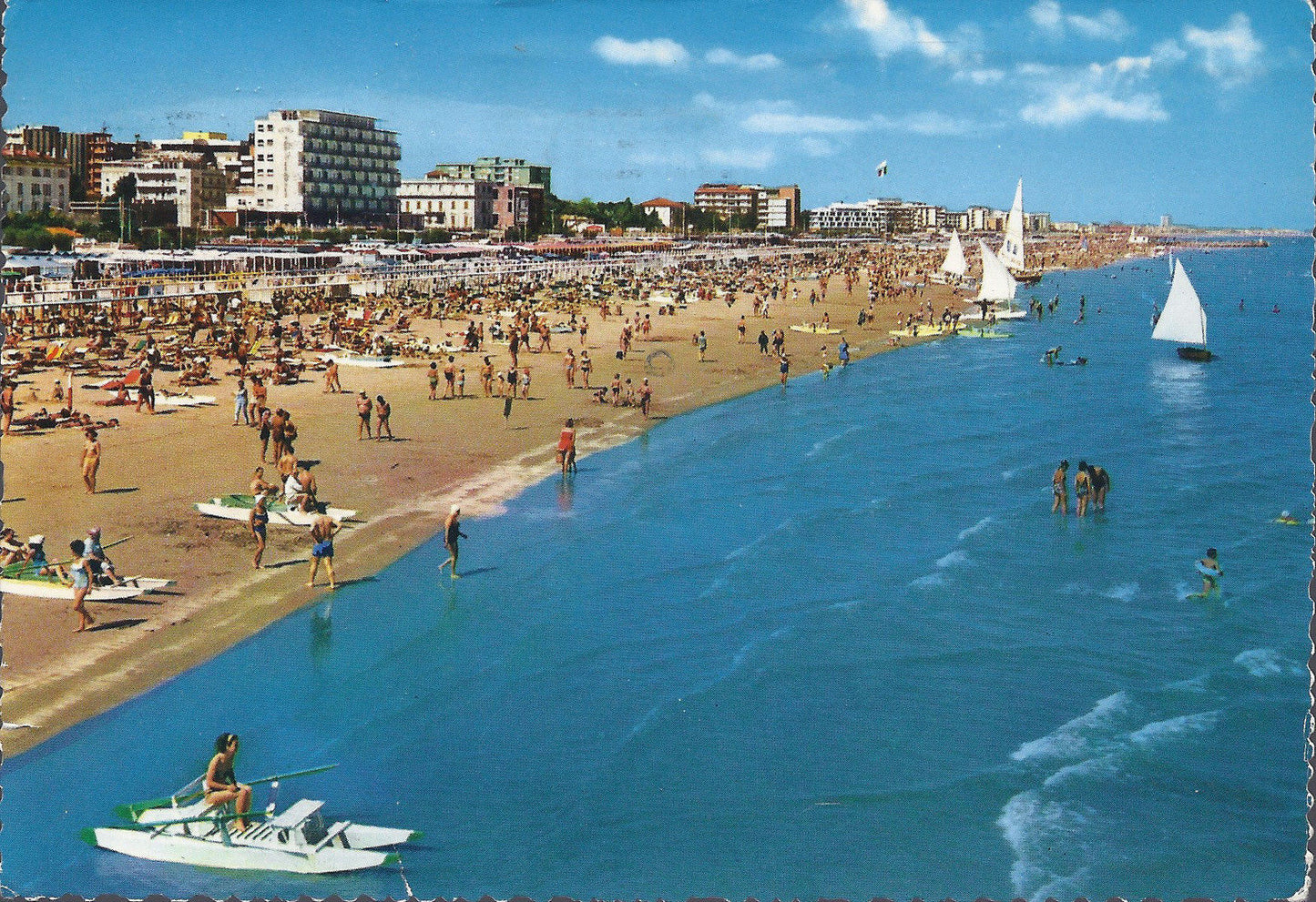 RICCIONE - ALBERGHI E SPIAGGIA - V1968