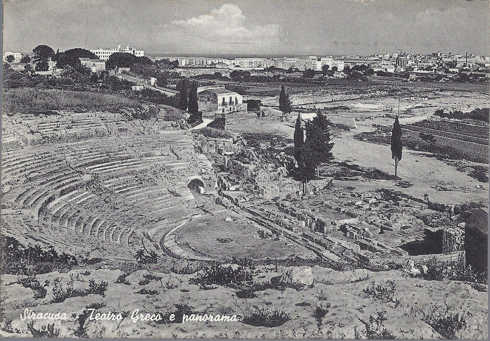 SIRACUSA - TEATRO GRECO E PANORAMA - V1954
