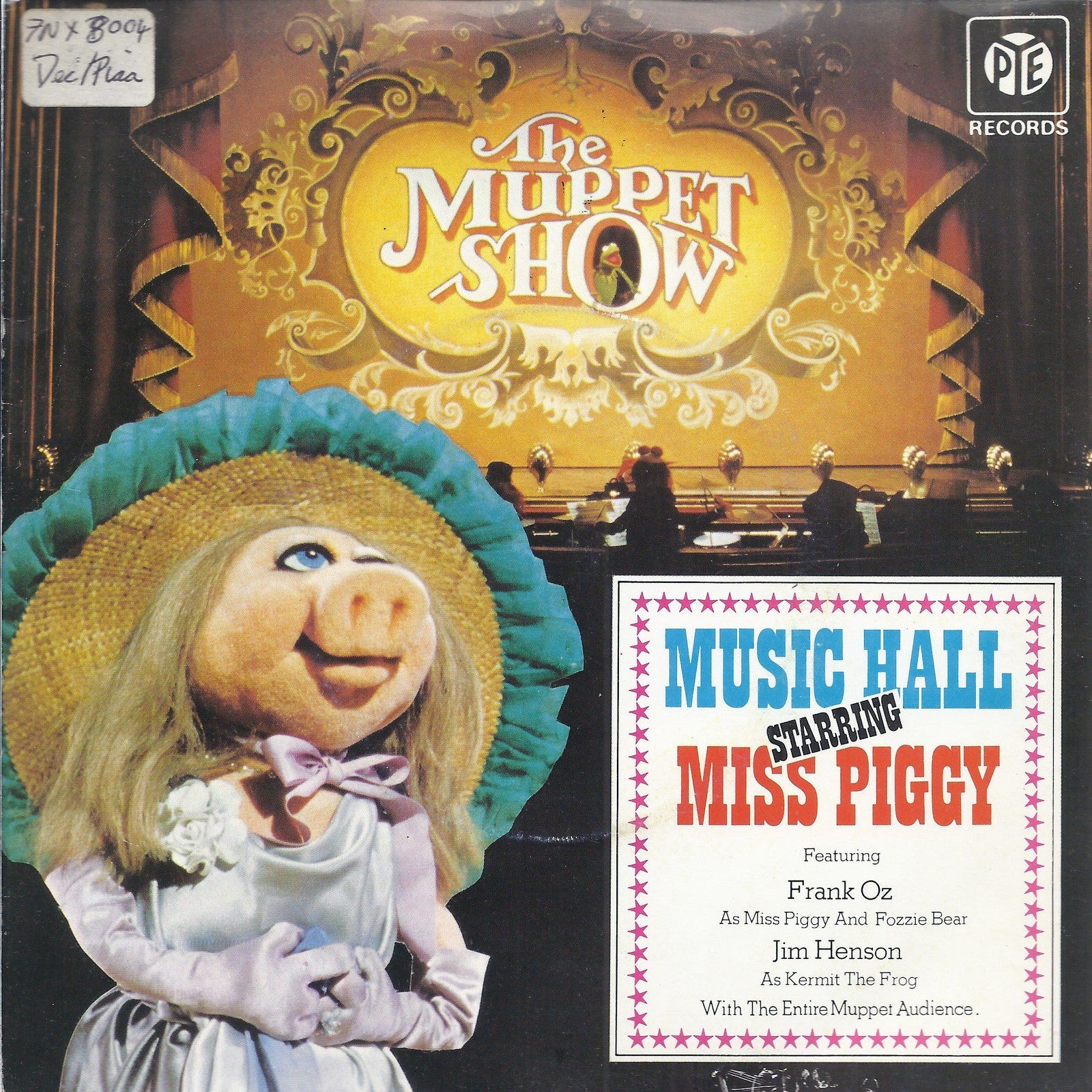 THE MUPPET SHOW MUSIC HALL  starring  Miss PIGGY -- THE MUPPETS