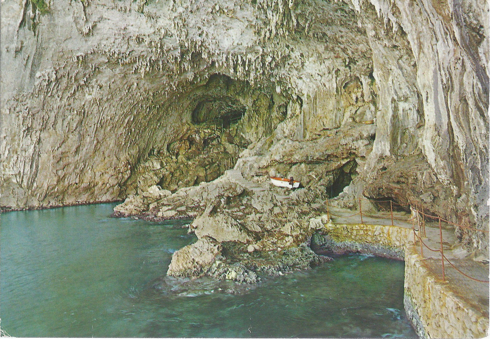 CASTRO MARINA - GROTTA ZINZULUSA - V1995