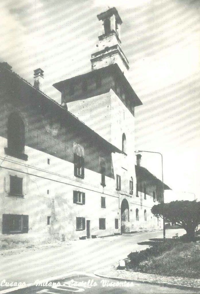 CUSAGO - CASTELLO VISCONTEO - VEDUTA TORRIONE - NV