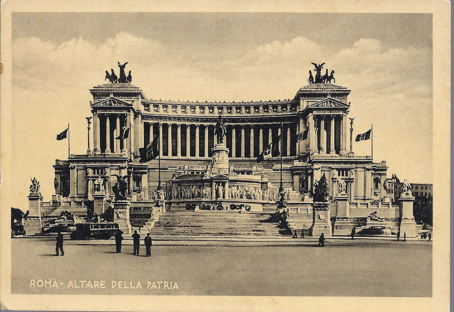 ROMA - ALTARE DELLA PATRIA - NV - FG  Associazione Naz. Comb