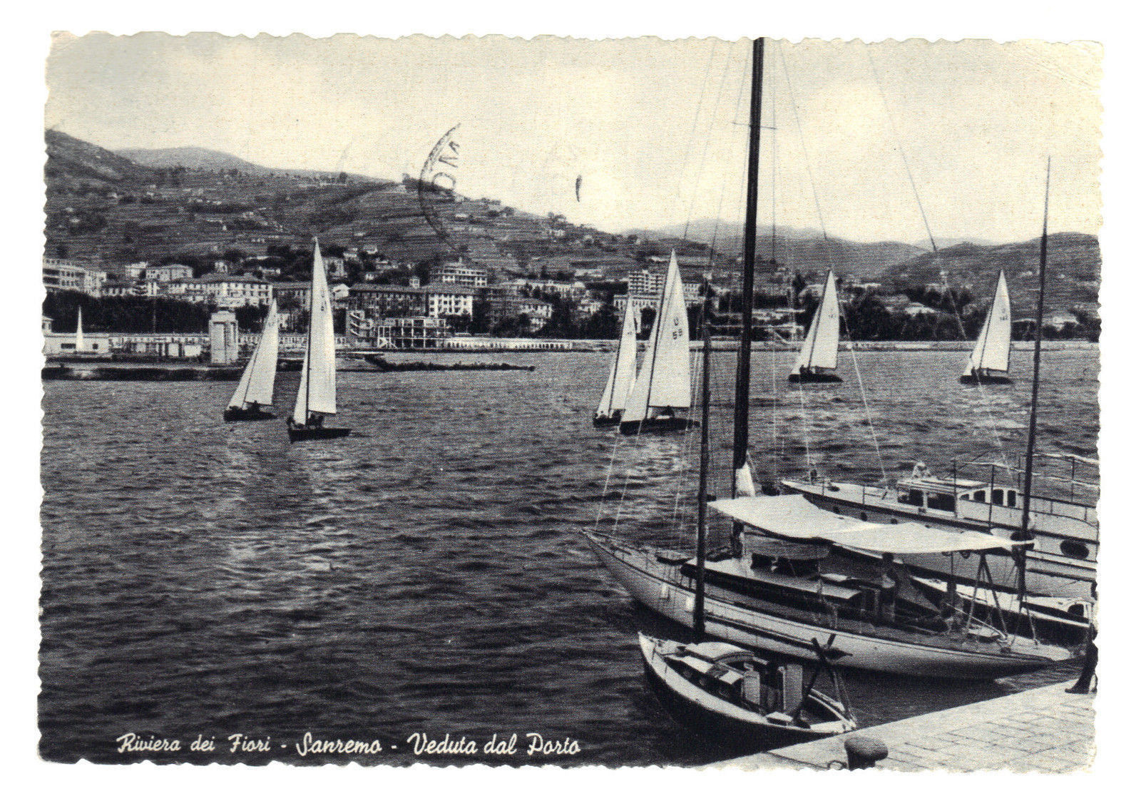 SANREMO - VEDUTA DEL PORTO - V1955