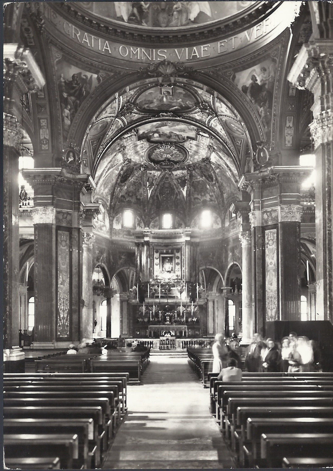 POMPEI - SANTUARIO DELLA VERGINE DEL SS. ROSARIO - INTERNO -
