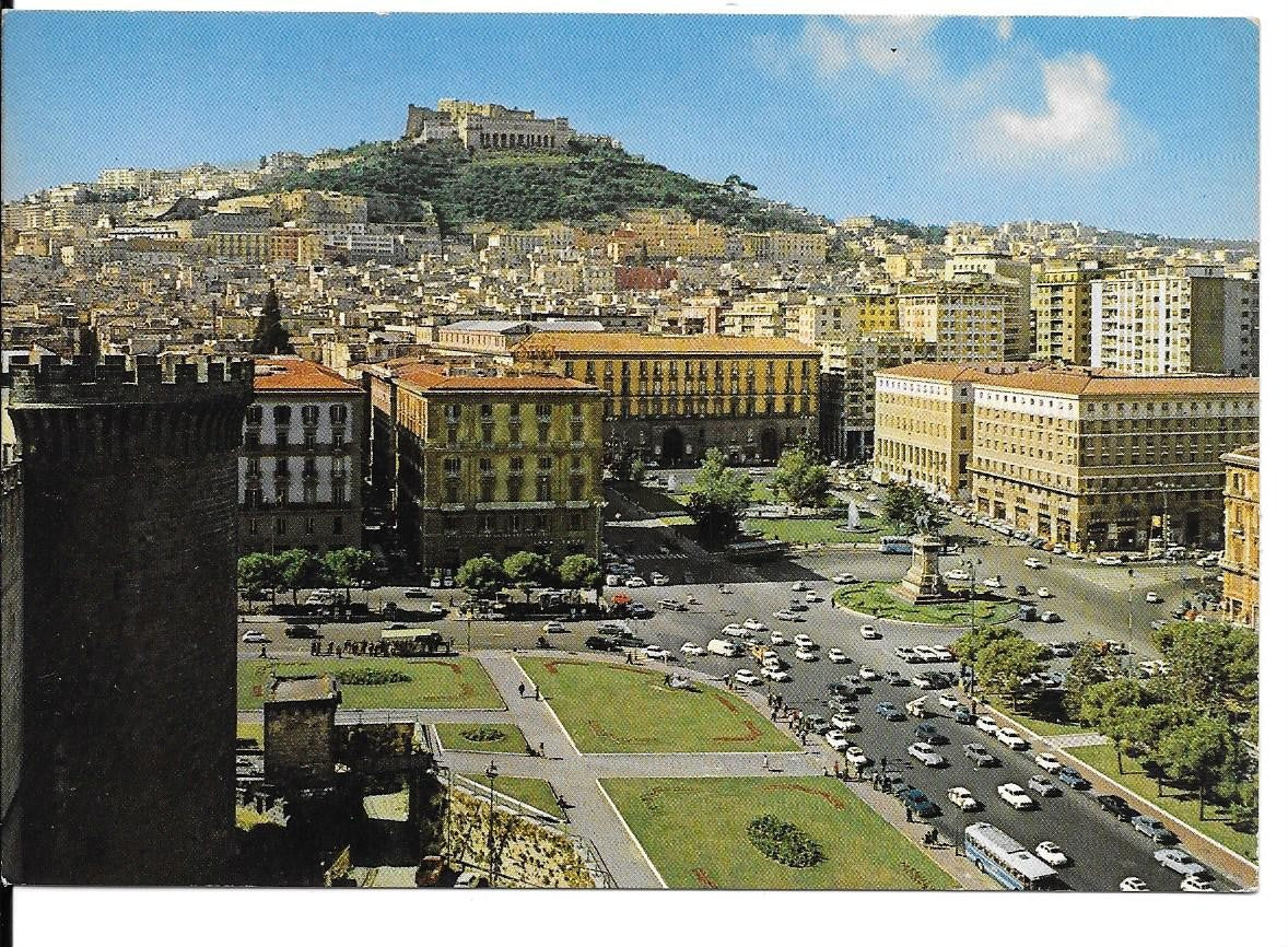 NAPOLI - PIAZZA MUNICIPIO E CASTEL SANT'ELMO - V1985