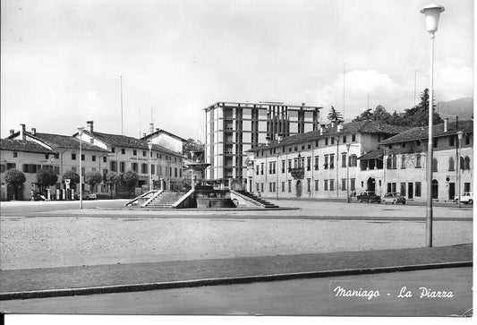 MANIAGO - LA PIAZZA - V1961