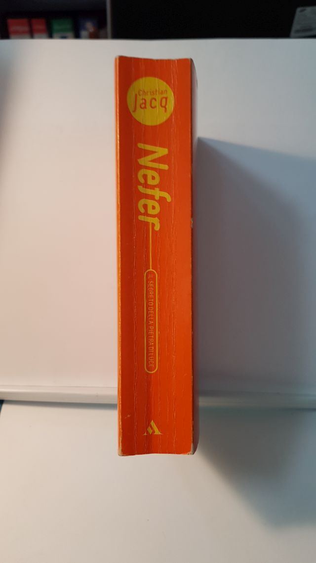 NEFER - CHRISTIAN JACQ