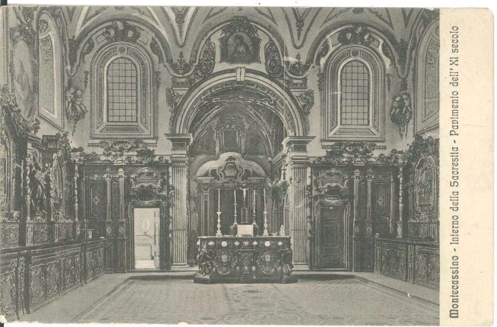 MONTECASSINO - INTERNO DELLA SACRESTIA - V1913