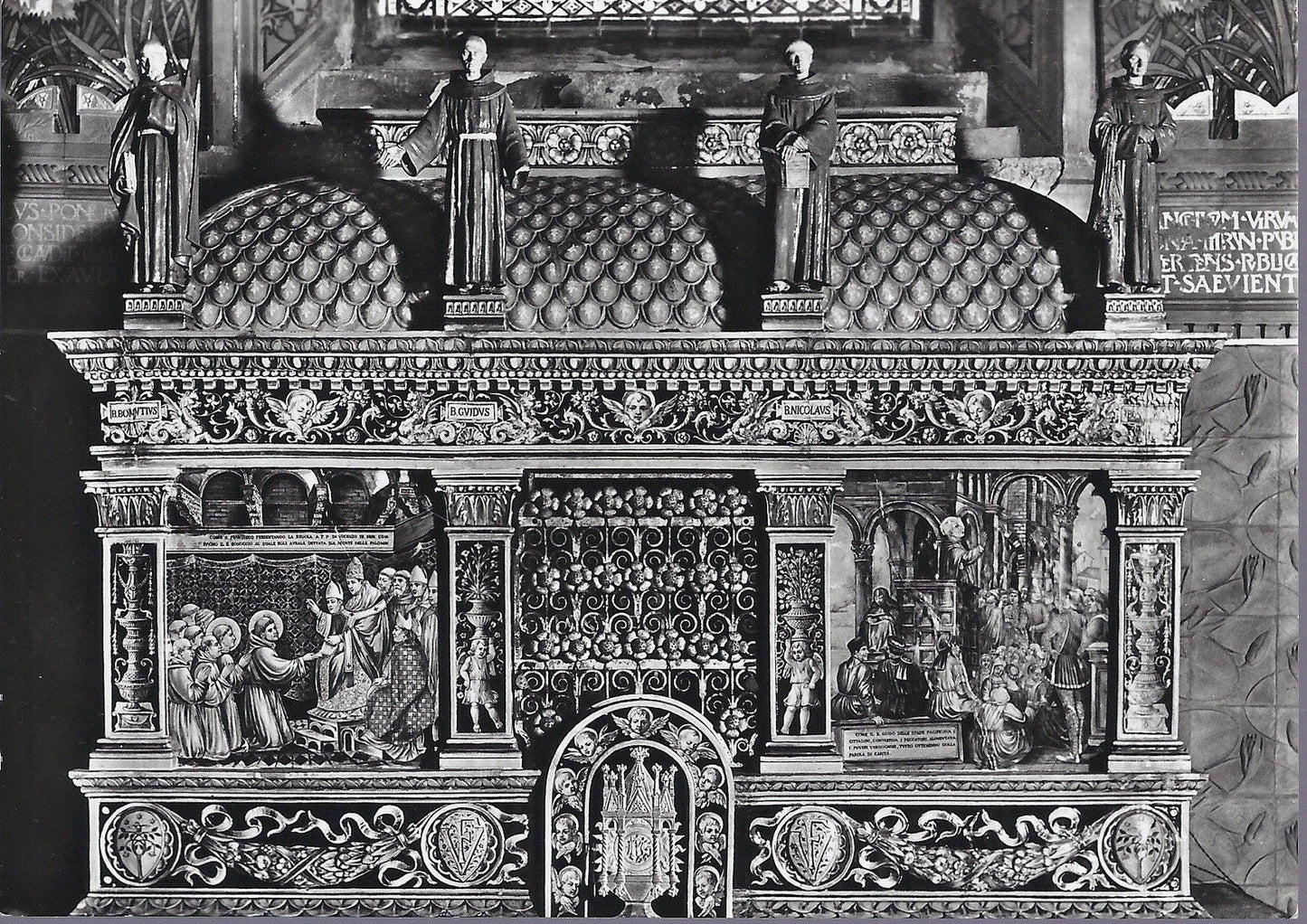 BOLOGNA - BASILICA DI S. FRANCESCO - URNA CON CORPI DI SANTI