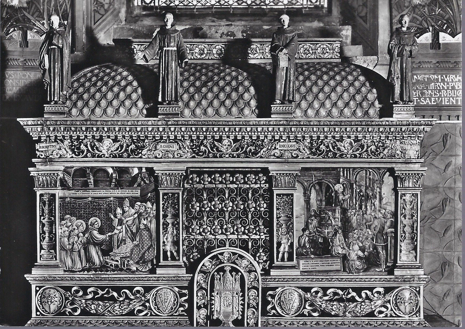 BOLOGNA - BASILICA DI S. FRANCESCO - URNA CON CORPI DI SANTI