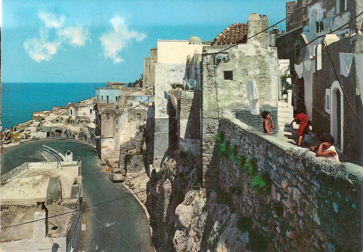 PESCHICI - SCORCIO - V1972