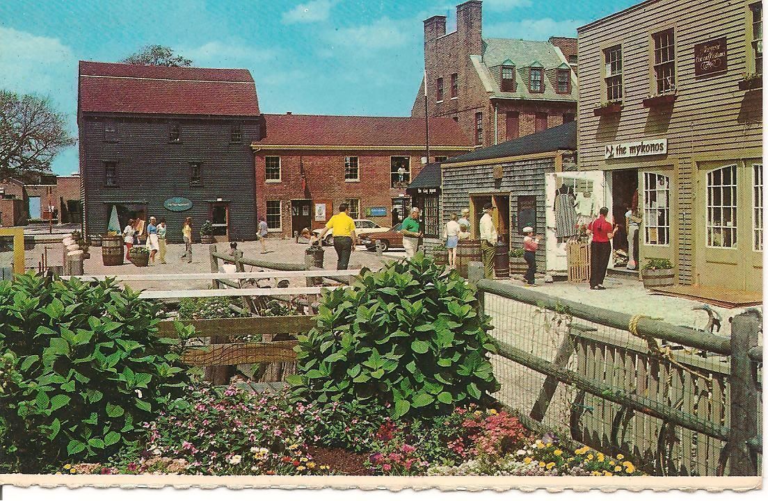 NEWPORT - RHODE ISLAND - BOWEN'S WHARF - V/T1979