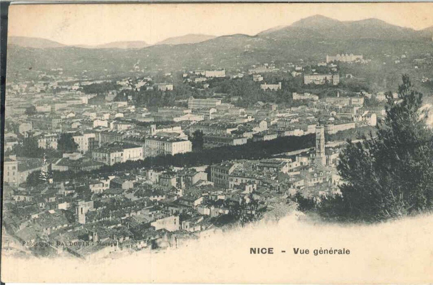 NICE - VUE GENERALE -
