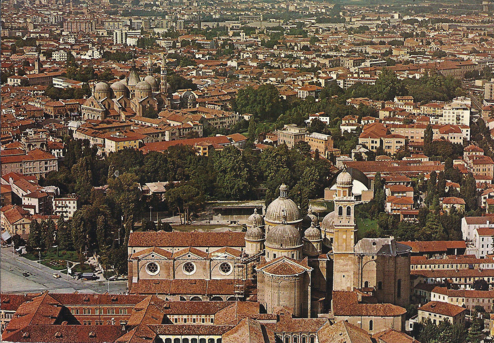 PADOVA - VEDUTA AEREA DELLA CITTA' - V1983
