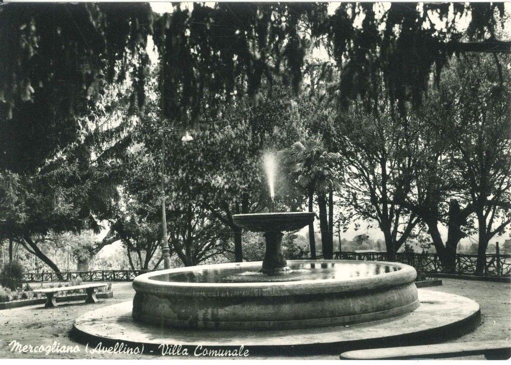 MERCOGLIANO - AVELLINO - VILLA COMUNALE - NV