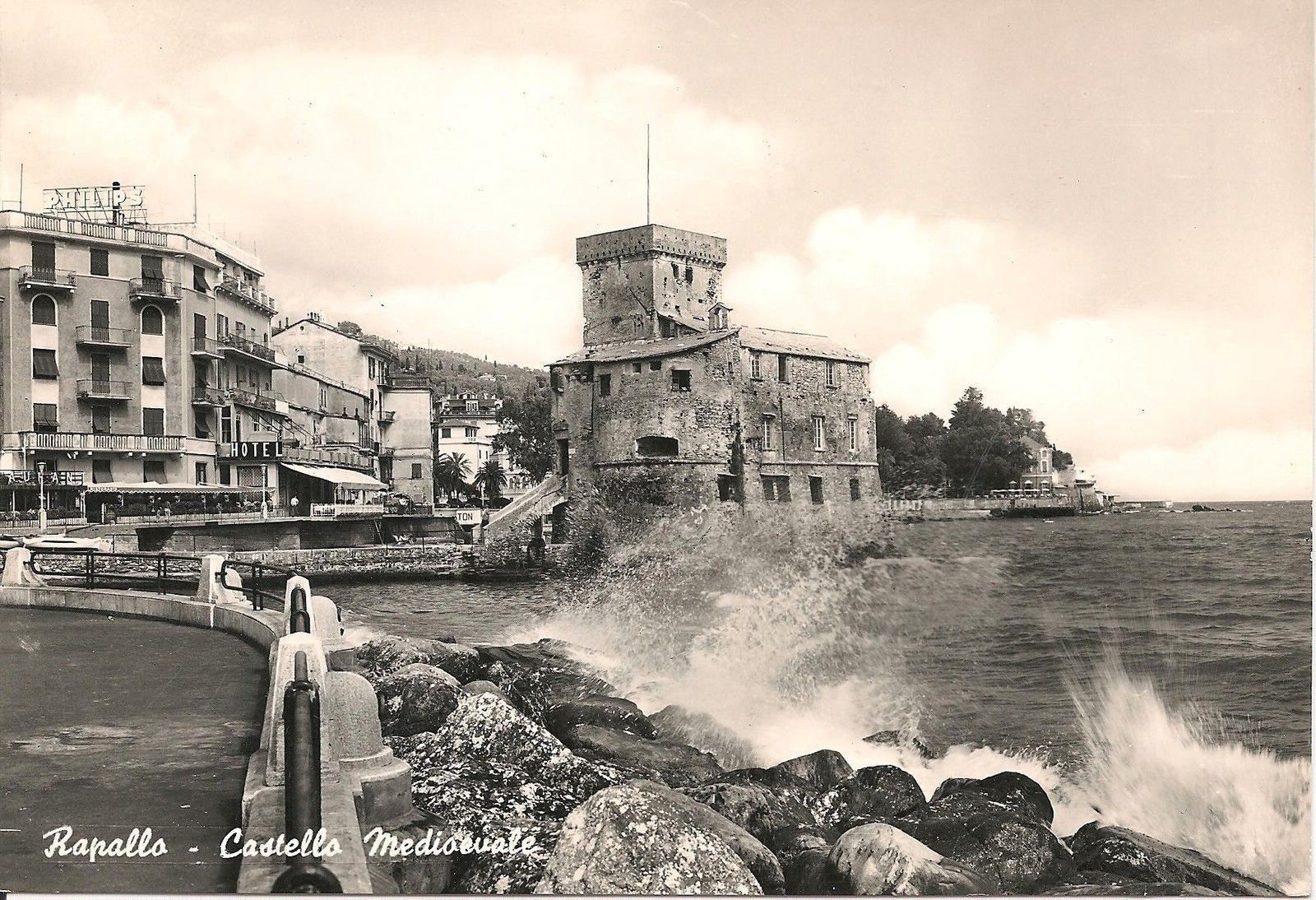 RAPALLO - CASTELLO MEDIOEVALE - V1967