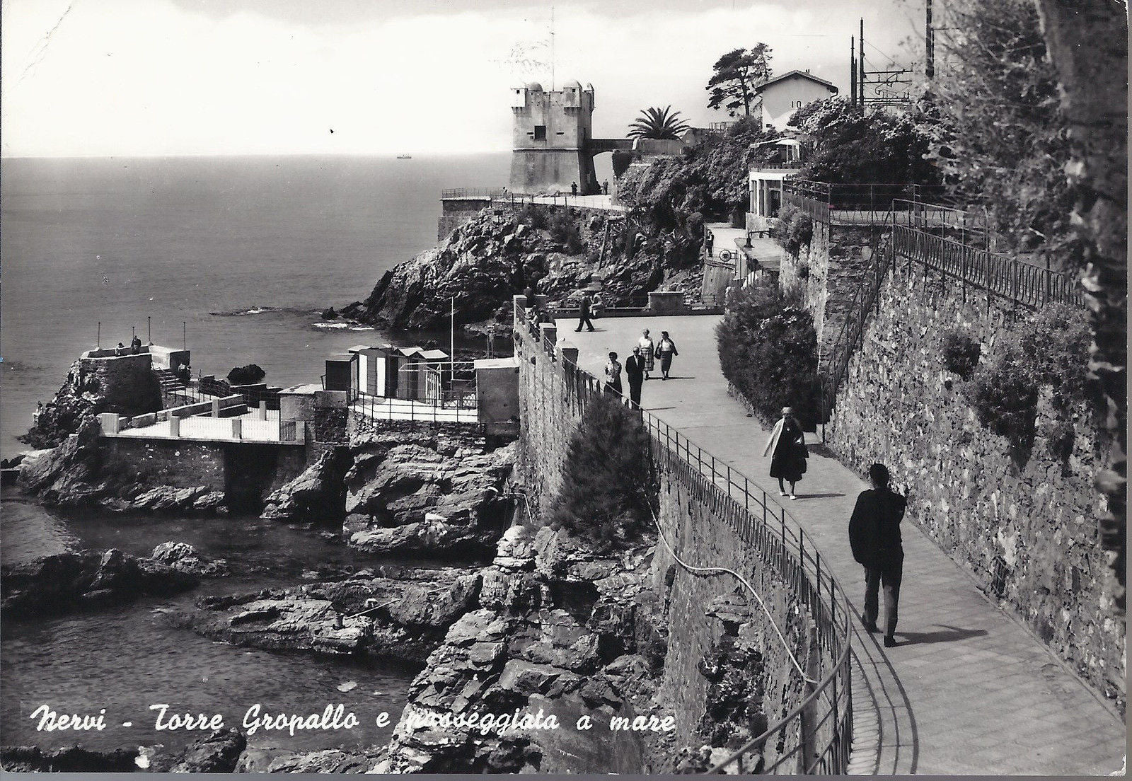 NERVI - TORRE GROPPELLO E PASSEGGIATA A MARE - V 1946 - FG -