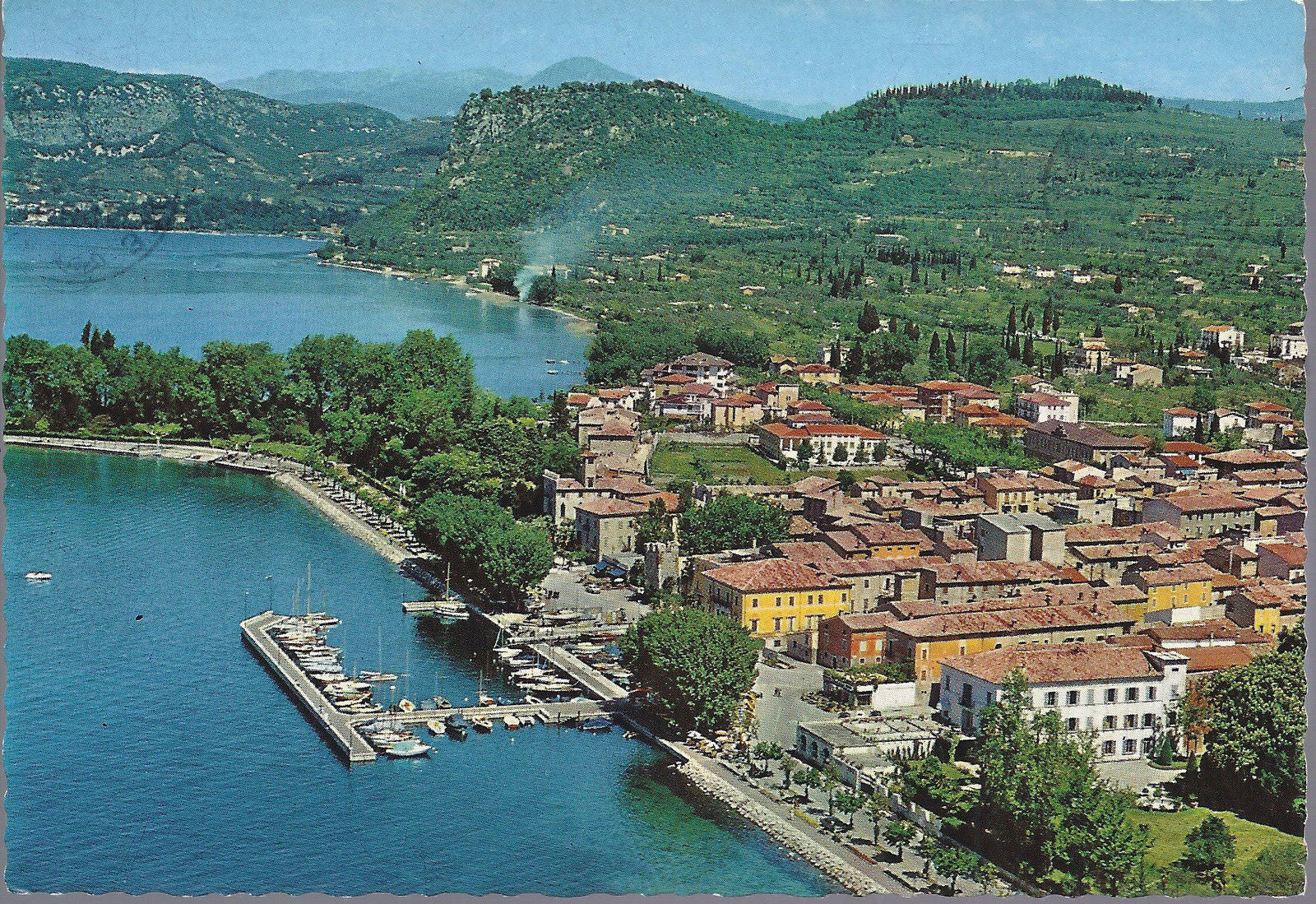 BARDOLINO - PANORAMA DALL'AEREO - V 1980 - FG