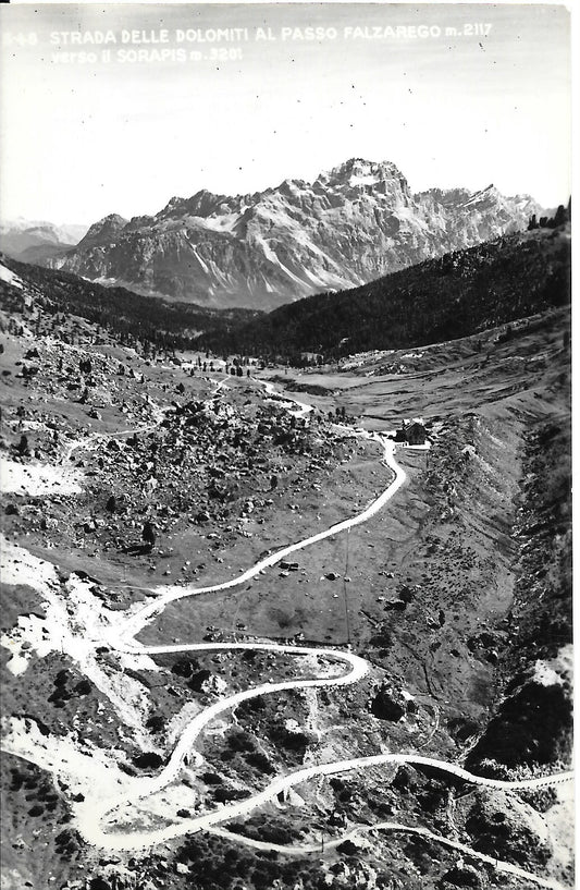 STRADA DELLE DOLOMITI AL PASSO FALZAREGO VERSO IL SORAPIS - NV