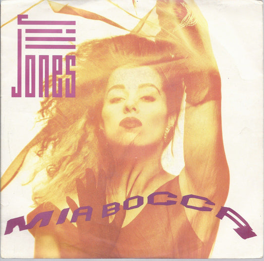 MIA BOCCA - 77 BLEEKER ST. == JILL JONES