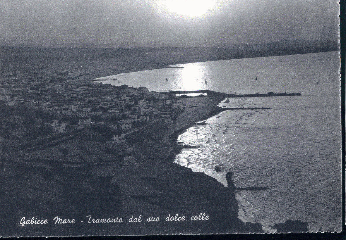 GABICCE MARE - TRAMONTO DAL SUO DOLCE COLLE - NV