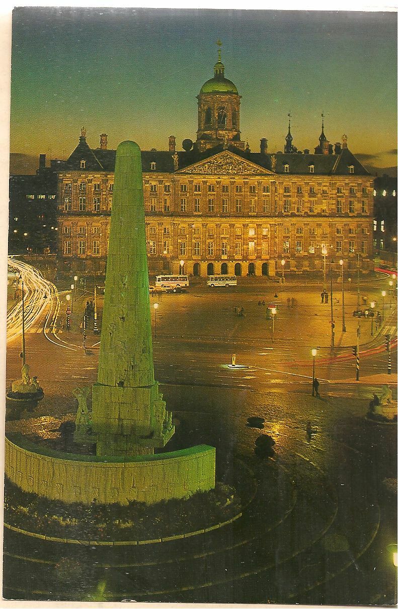 AMSTERDAM - HET NATIONALE MONUMENT - NV