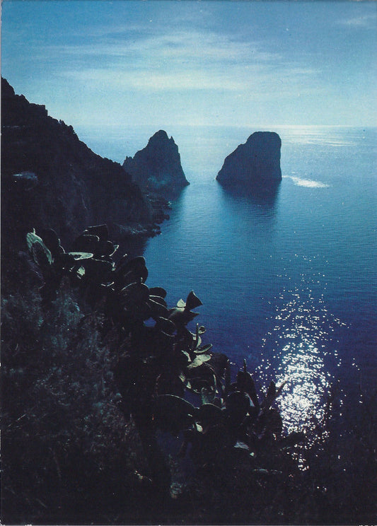 CAPRI - I FARAGLIONI IN CONTROLUCE - NV