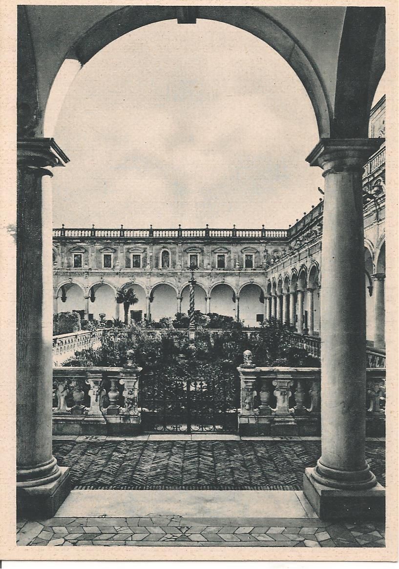 NAPOLI - DUOMO - CERTOSA SAN MARTINO - IL CHIOSTRO - NV