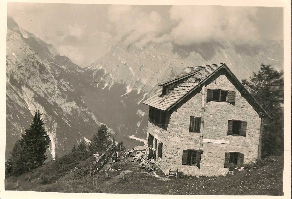 RIFUGIO G. CHIGGIATO - V1950