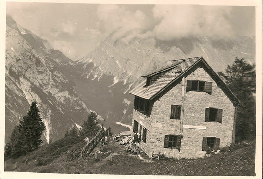 RIFUGIO G. CHIGGIATO - V1950