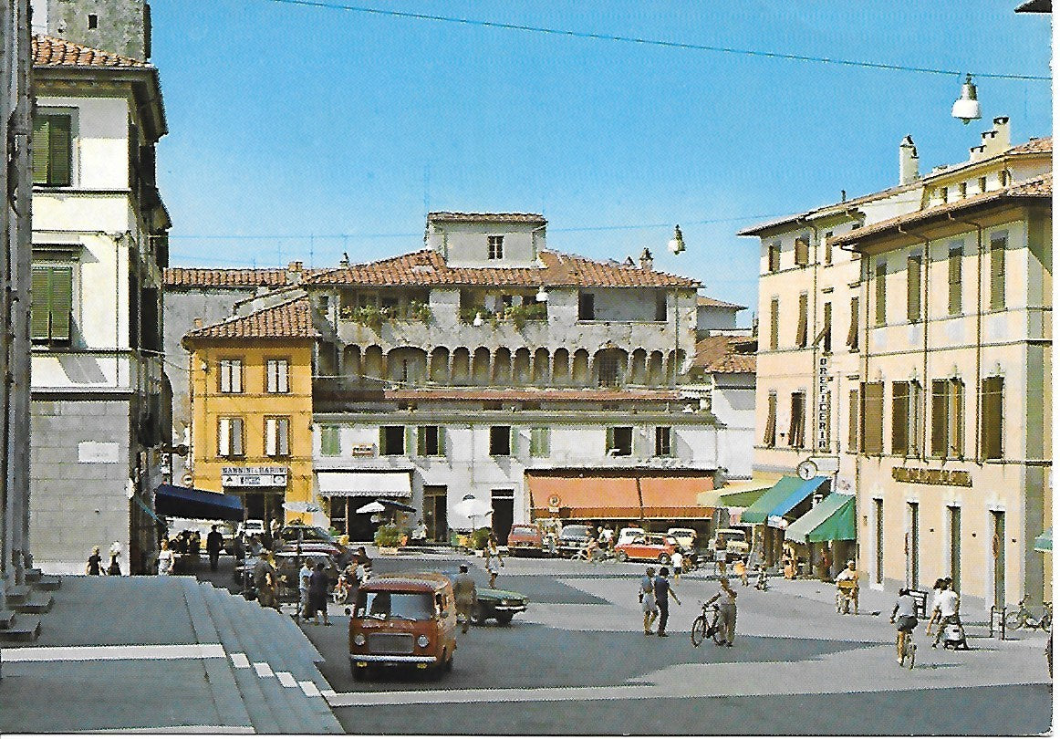 PIETRASANTA - PIAZZA DUOMO - NV