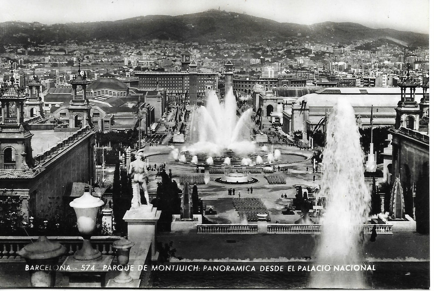 BARCELLONA - PARQUE DE MONTJUICH DESDE EL PALACIO NACIONAL - NV