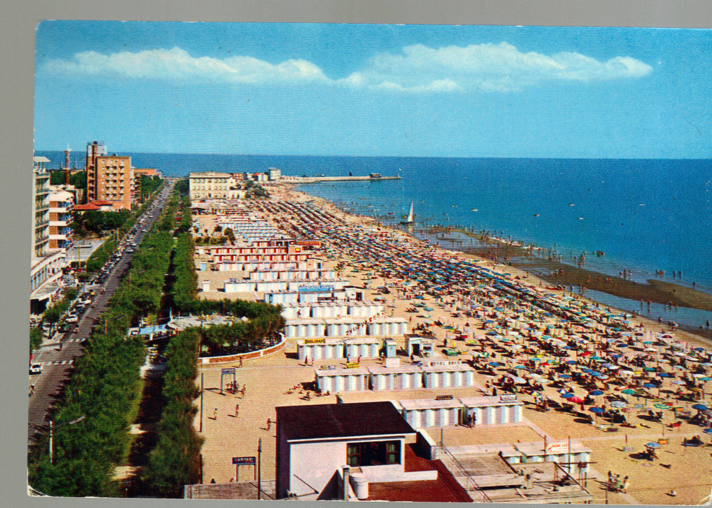 PESARO - PANORAMA DELLA SPIAGGIA - V1971