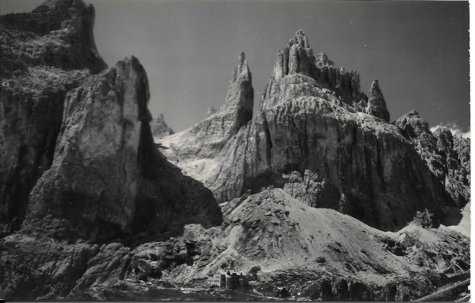 RIFUGIO VAIOLET VERSO LE TORRI - NV