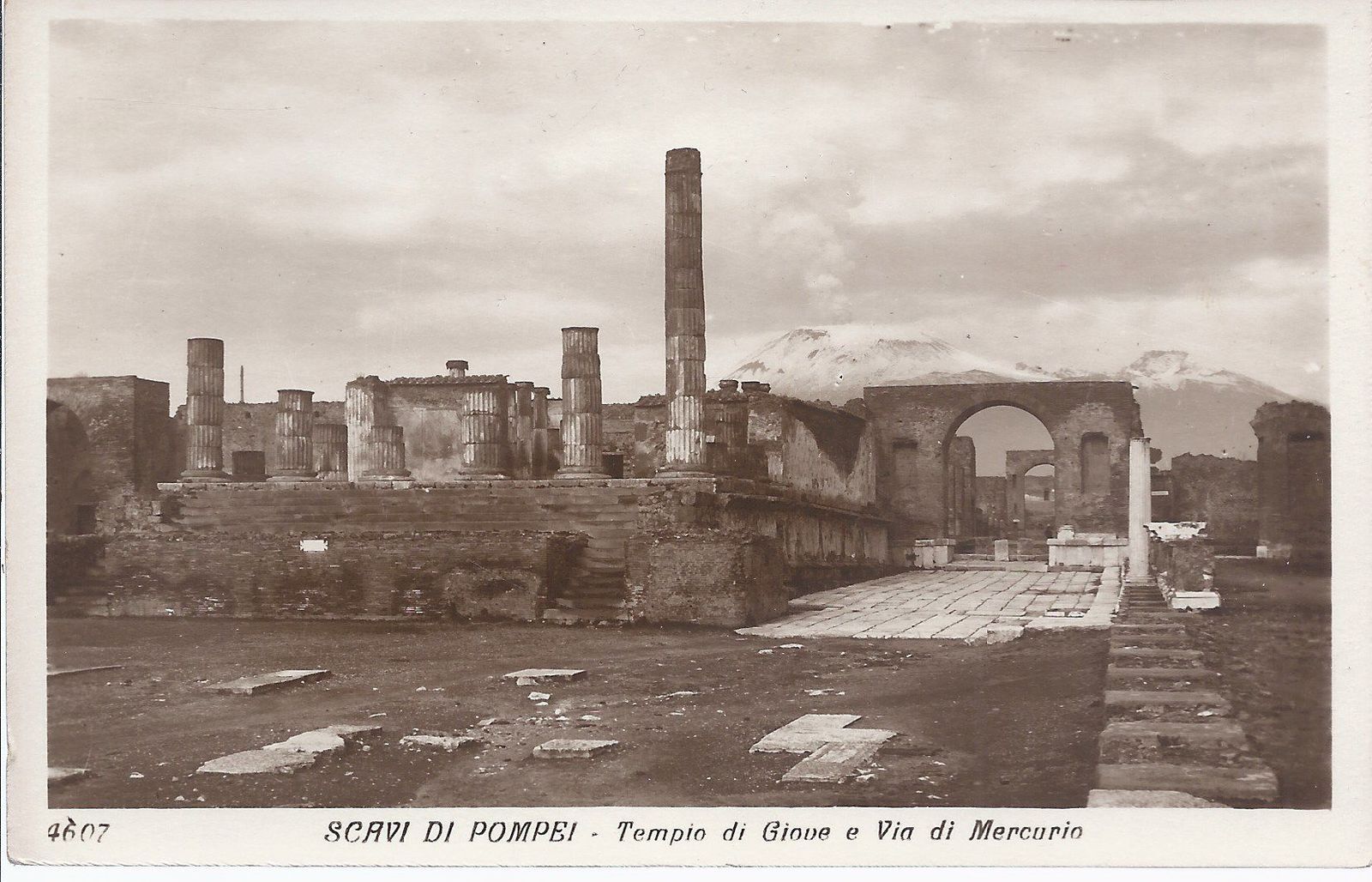 SCAVI DI POMPEI - TEMPIO DI GIOVE E VIA DI MERCURIO - NV - F