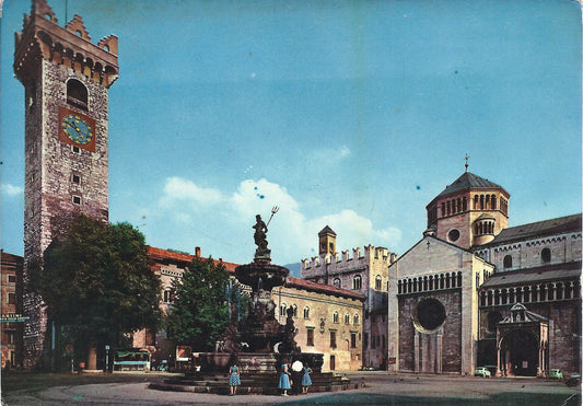 TRENTO - TORRE GRANDE, FONTANA DEL NETTUNO, DUOMO, PALAZZO P