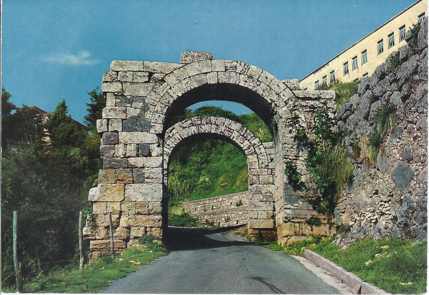 FERENTINO - PORTA CASAMARI - NV