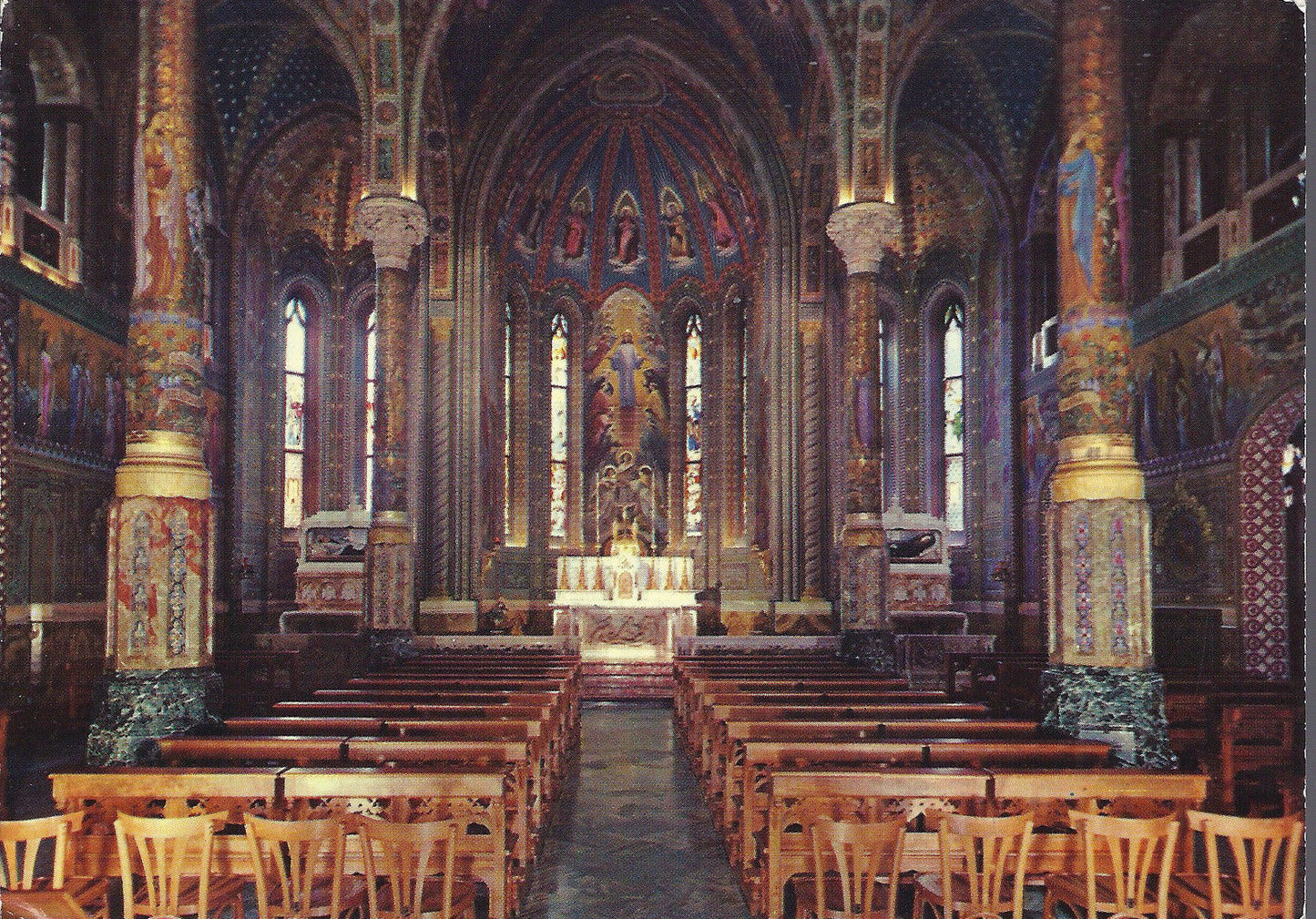 LOVERE - INTERNO SANTUARIO SANTE BARTOLOMEA CAPITANIO E VINC