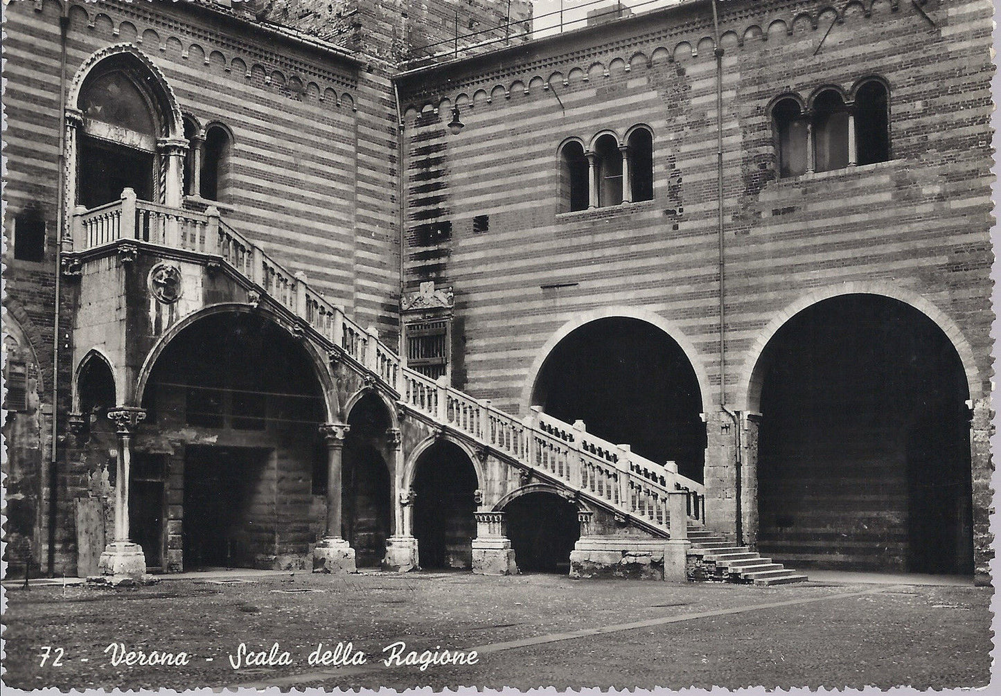 VERONA - SCALA DELLA RAGIONE - NV