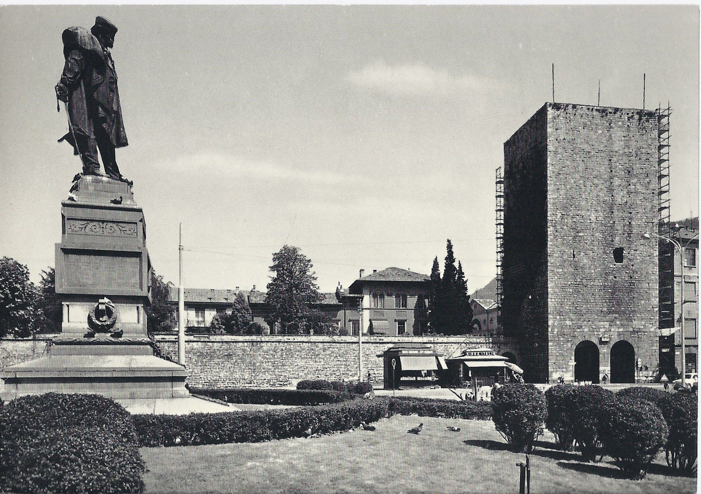 COMO - PORTA TORRE E MONUMENTO A GARIBALDI - NV - FG - Ediz.
