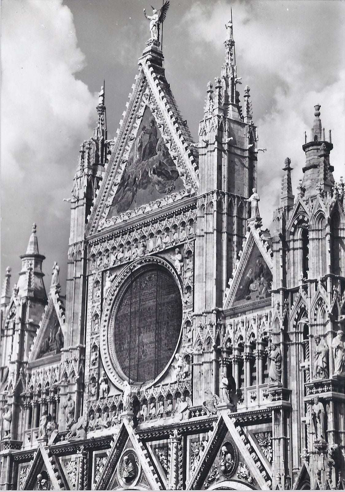 SIENA - IL DUOMO - LA PARTE SUPERIORE DELLA FACCIATA - NV