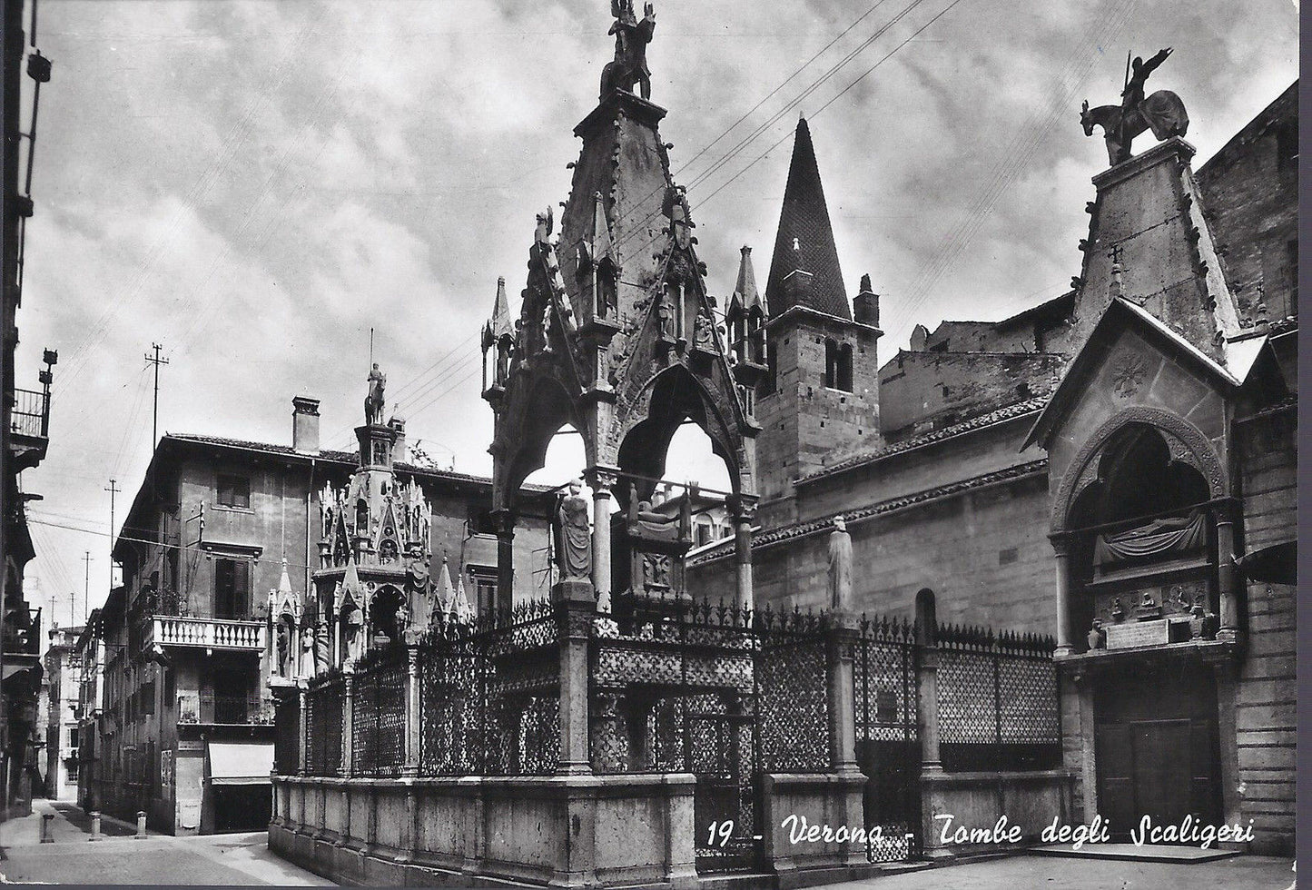 VERONA - TOMBE DEGLI SCALIGERI - V 1995 - FG