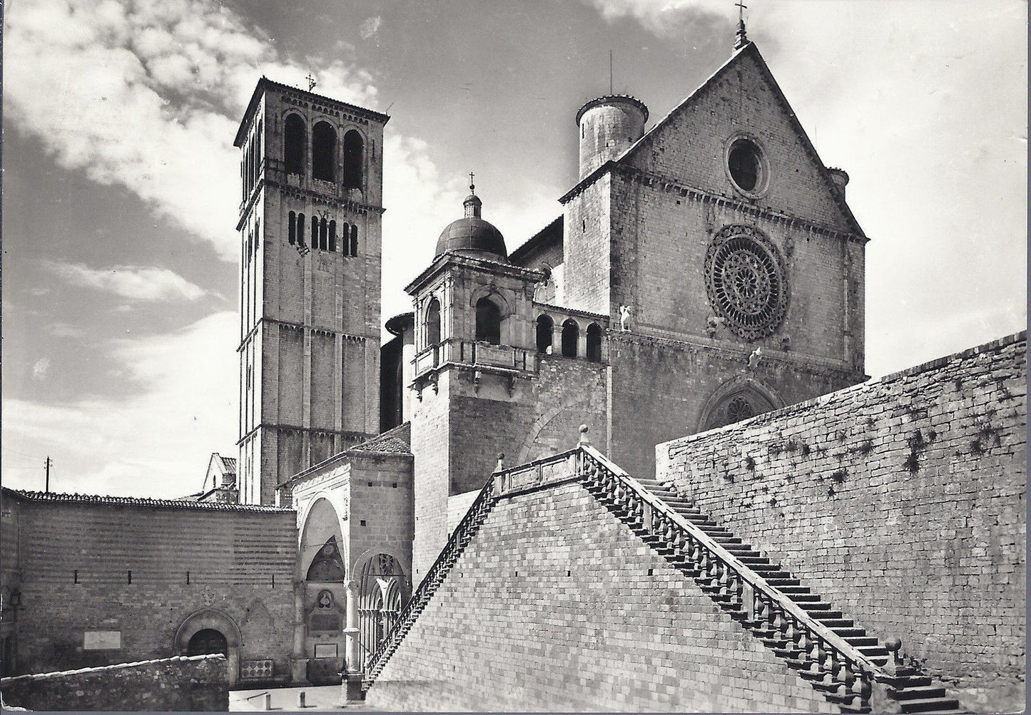ASSISI - BASILICA DI S. FRANCESCO - V1961