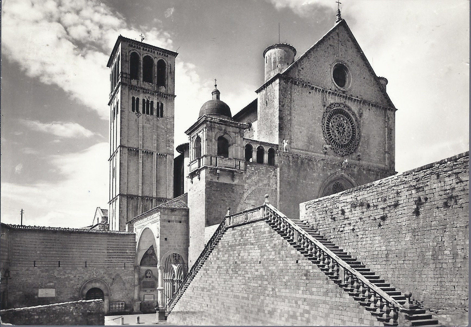 ASSISI - BASILICA DI S. FRANCESCO - V1961
