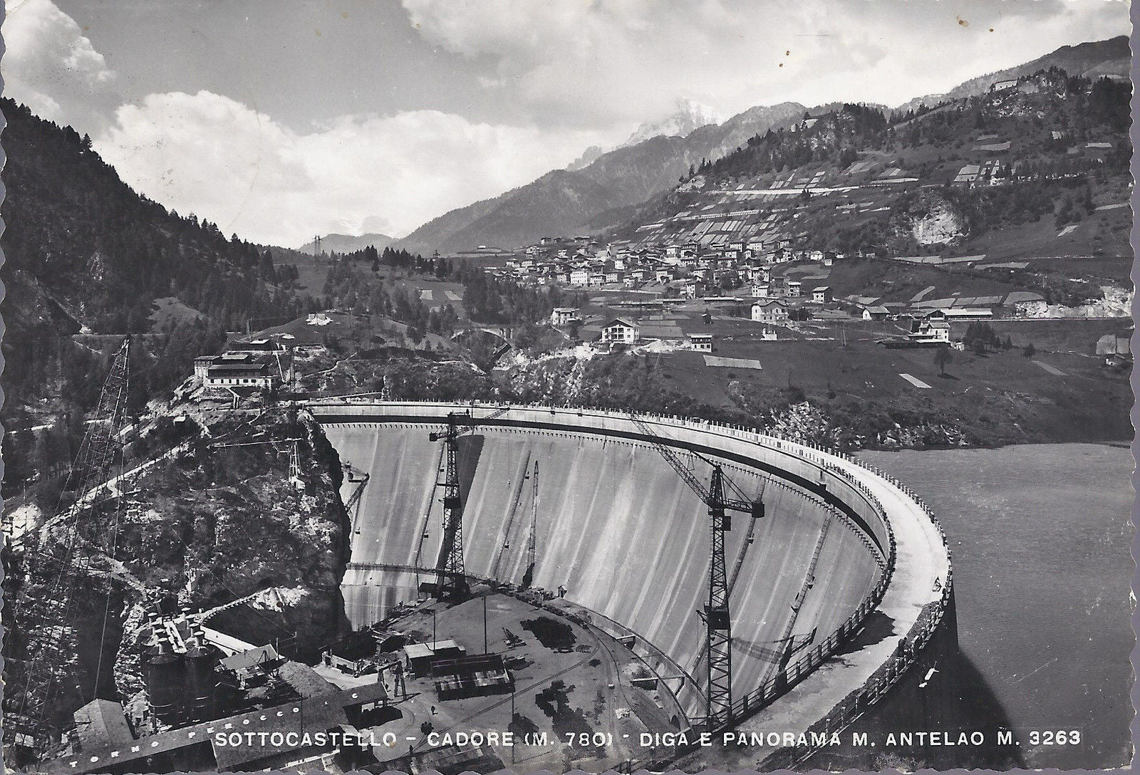 SOTTOCASTELLO - CADORE - DIGA E PANORAMA M. ANTELAO - V 1957