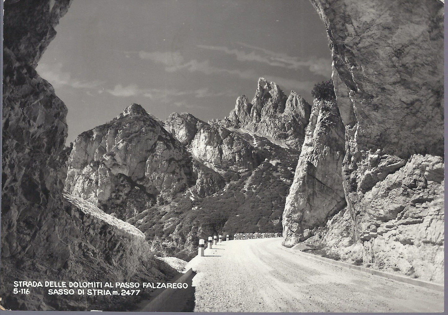 STRADA DELLE DOLOMITI AL PASSO FALZREGO - SASSO DI STRIA - V
