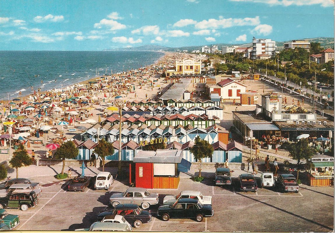 SENIGALLIA - LUNGOMARE E SPIAGGIA - V1967