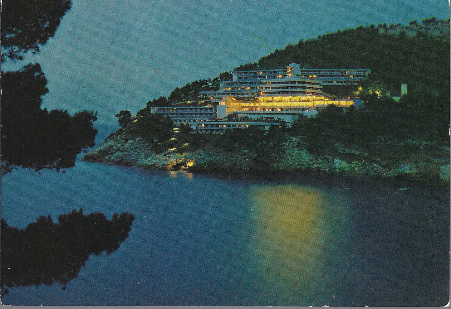PUGNOCHIUSO DI VIESTE - HOTEL DEL FARO - NOTTURNO - NV